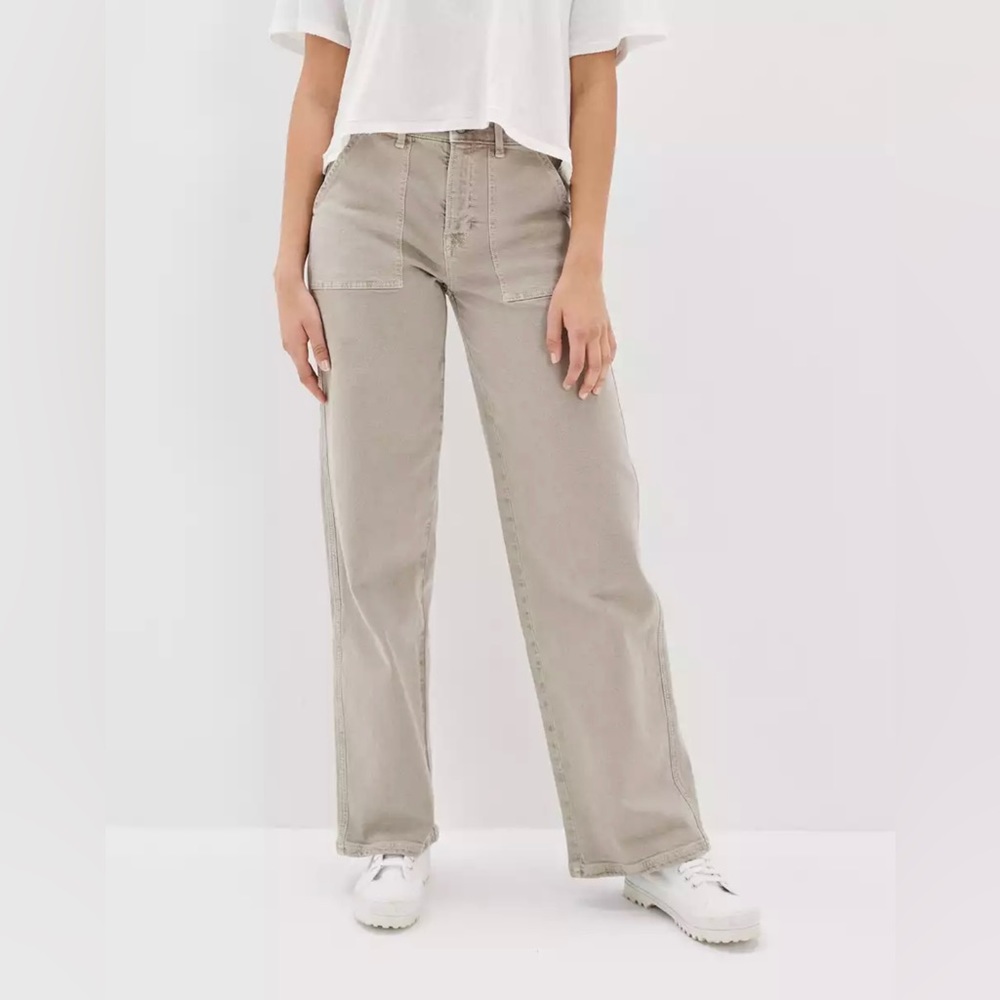 NWT!! American Eagle Real Good Stretch Super High-Waisted Baggy Wide-Leg Pant